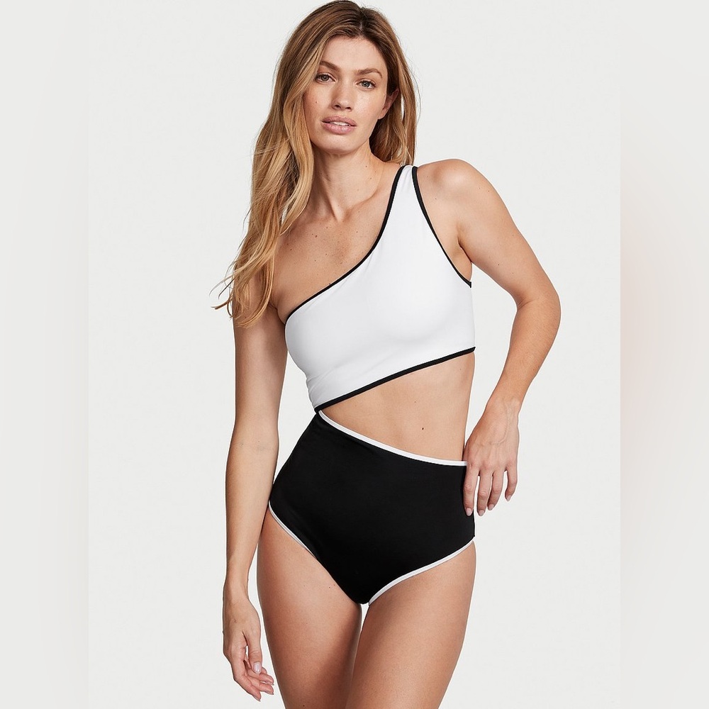 Victoria’s Secret swim, Cutout One-Piece Swimsuit, size S